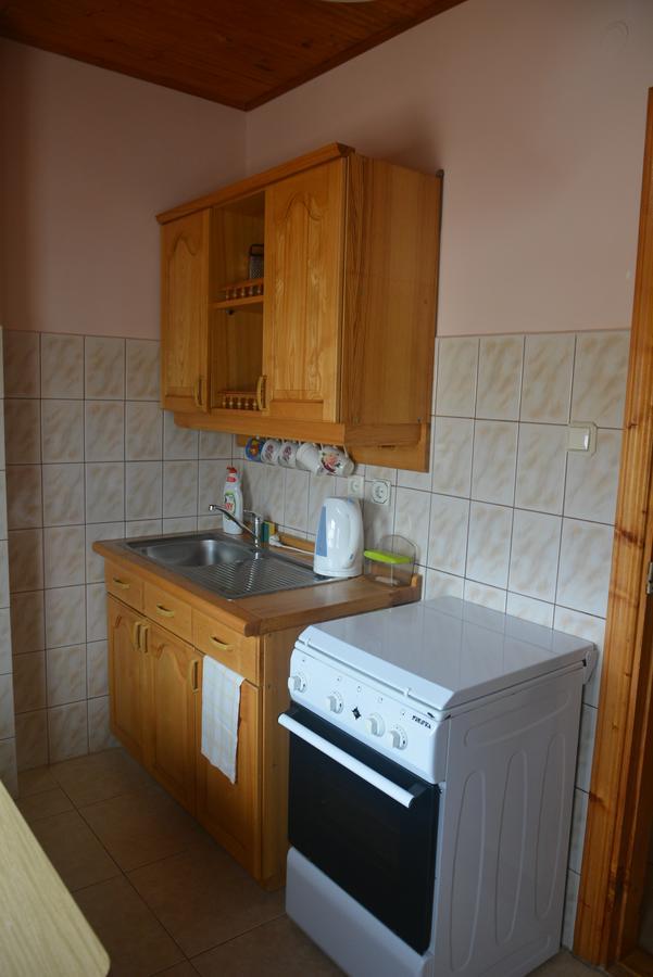 Guesthouse "Nakvyne Pas Zveja" Purvynes Street Nida Luaran gambar