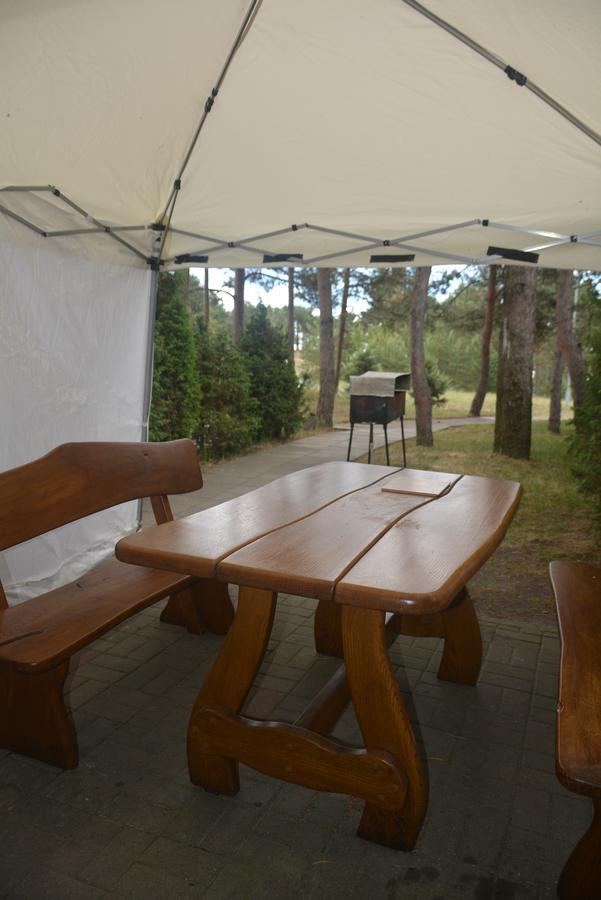 Guesthouse "Nakvyne Pas Zveja" Purvynes Street Nida Luaran gambar