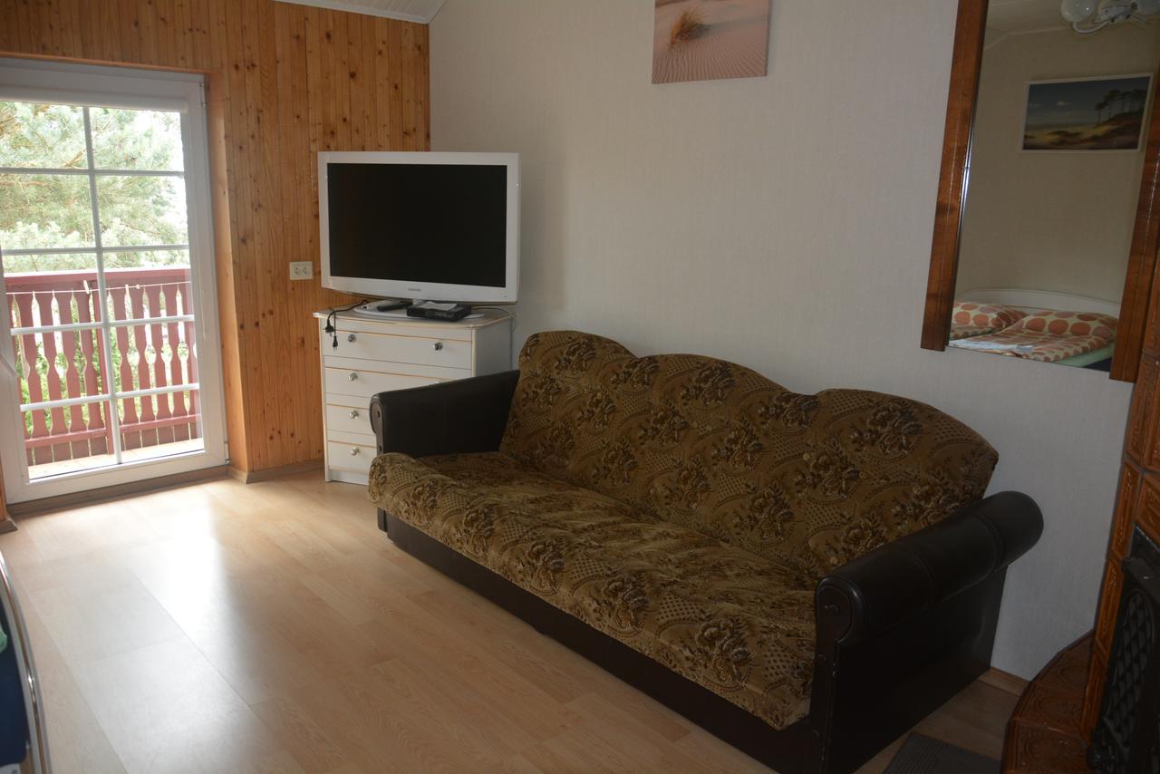 Guesthouse "Nakvyne Pas Zveja" Purvynes Street Nida Luaran gambar