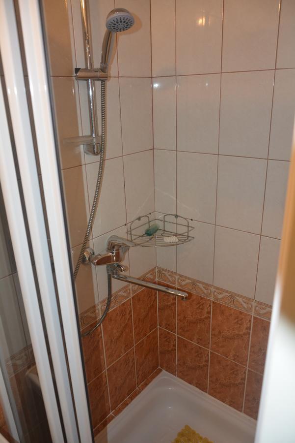 Guesthouse "Nakvyne Pas Zveja" Purvynes Street Nida Luaran gambar